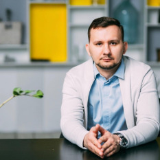 Евгений Казанцев