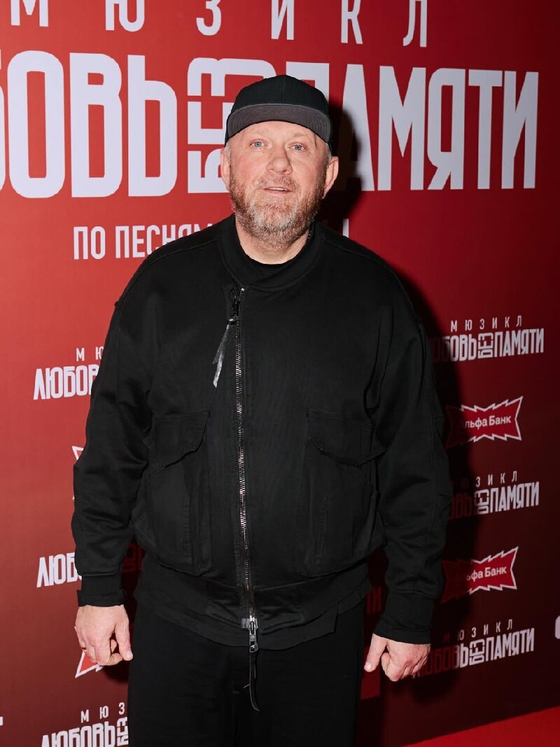 Константин Ивлев посетил шоу Василия Басты без спутницы