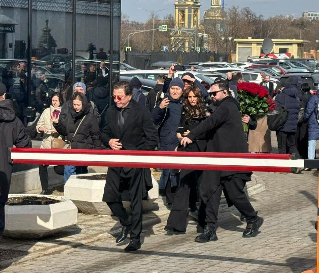 Похороны Бедроса Киркорова. Григорий Лепс