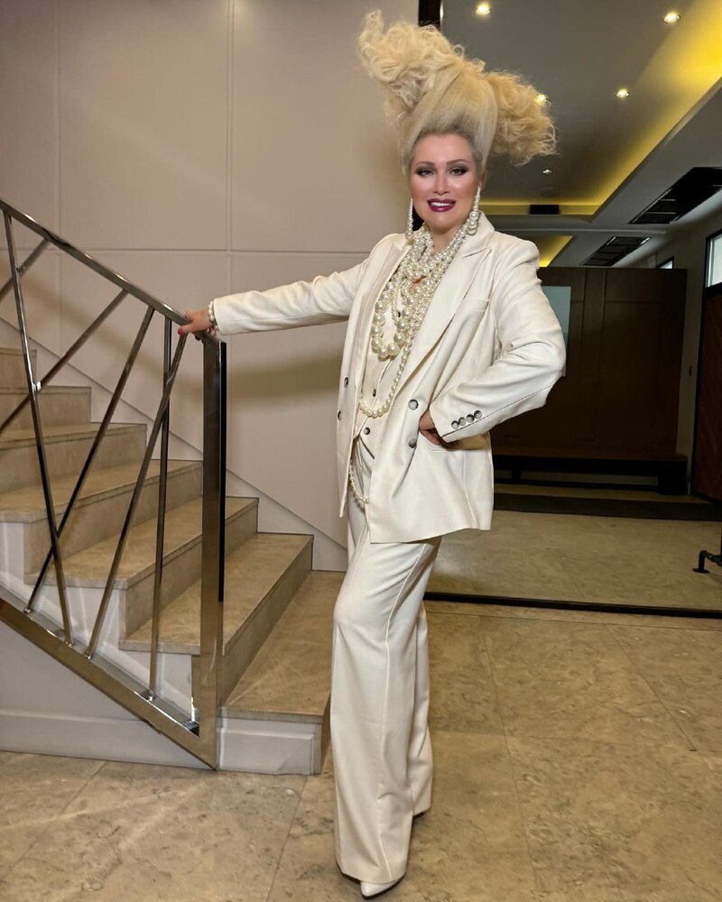 Лена Ленина