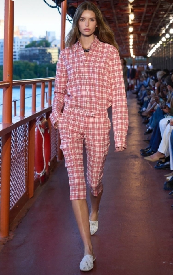 Образ NYFW-2025