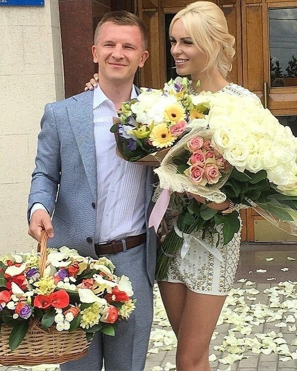 Пашу и Ханна отметили годовщину совместной жизни