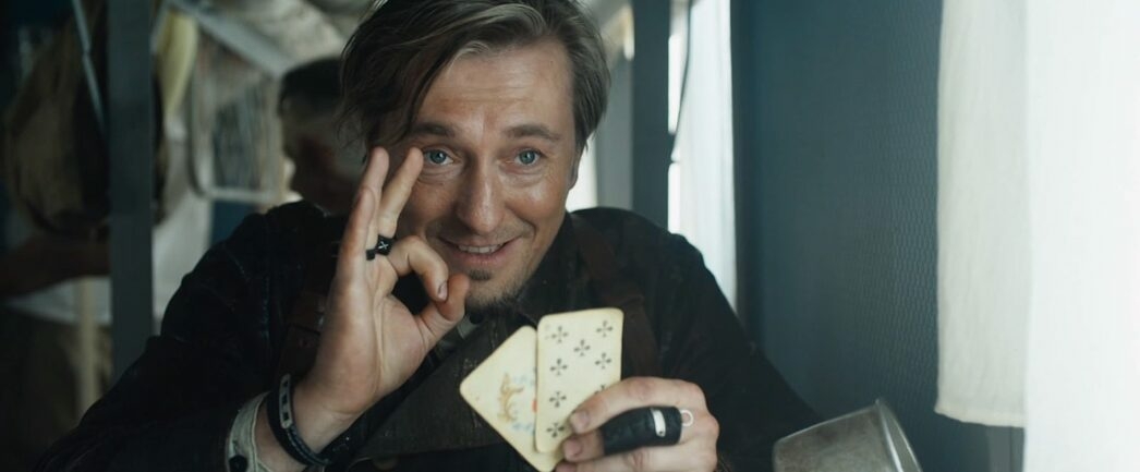 Сергей Безруков в роли афериста Ибрагима Бендер-Бея