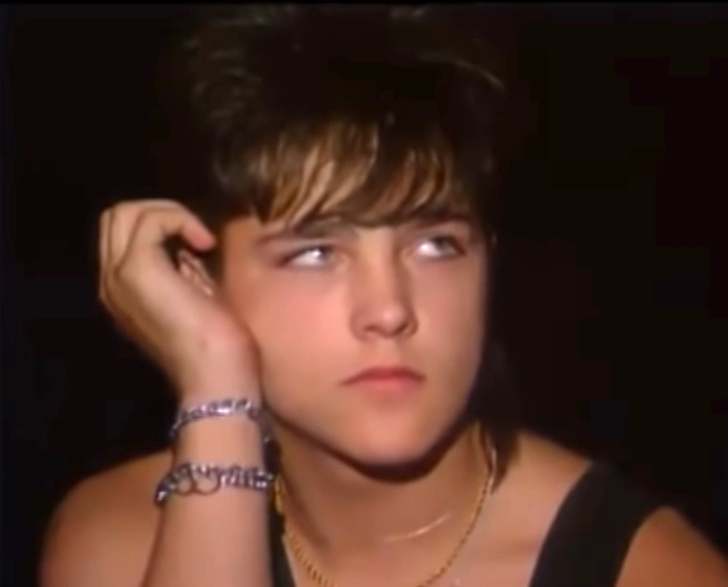Юрий Шатунов в клипе "Седая ночь" 1988-й год.