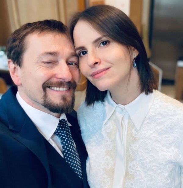 Сергей Безруков и Анна Матисон обвечались после 8 лет брака