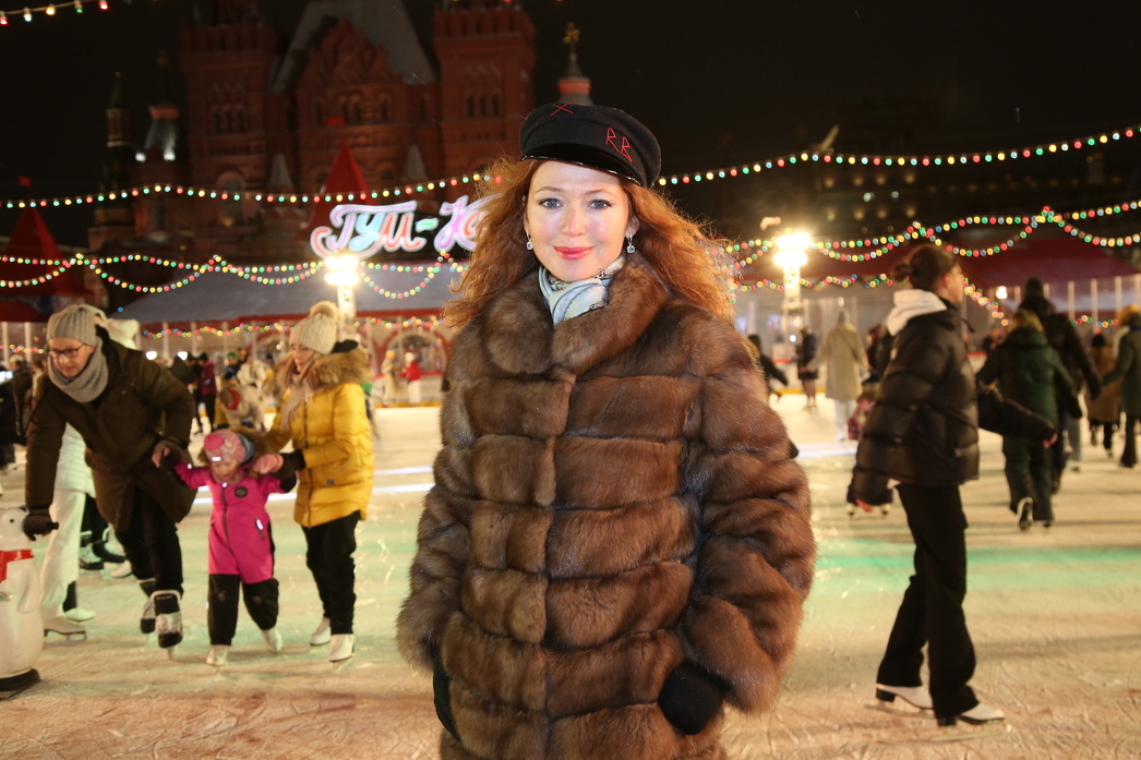 Елена Захарова