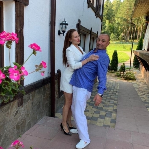 Александр Жулин с женой Натальей