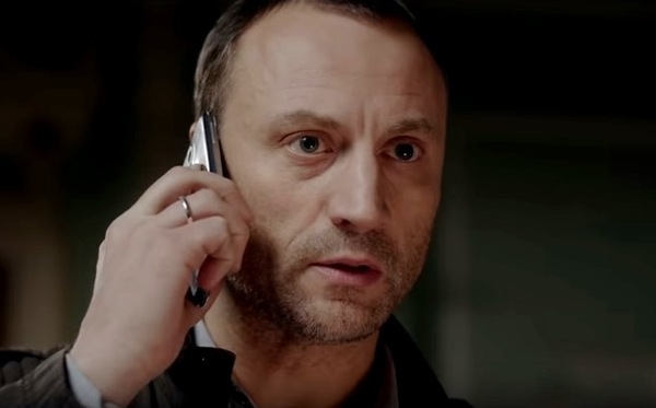 Анатолий Белый в фильме "Ворона" (2018 год)