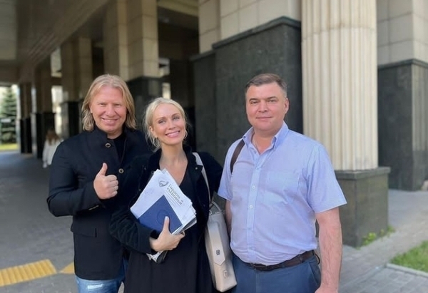 Виктор Дробыш и Екатерина Гордон выиграли суд у Настасьи Самбурской