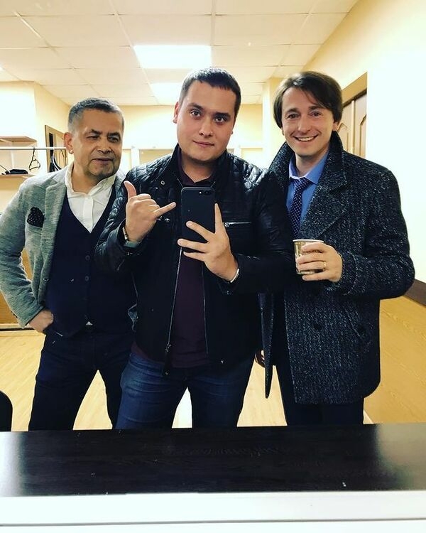 Николай Расторгуев с младшим сыном Николаем и Сергеем Безруковым