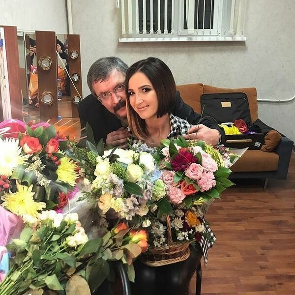 Ольга Бузова с папой
