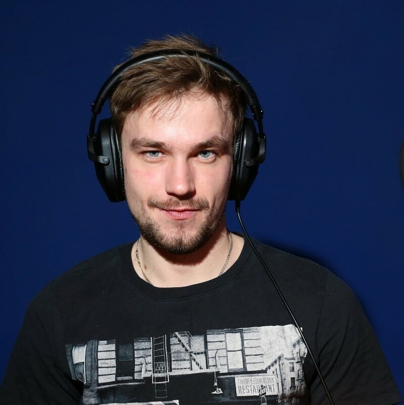 Александр Петров