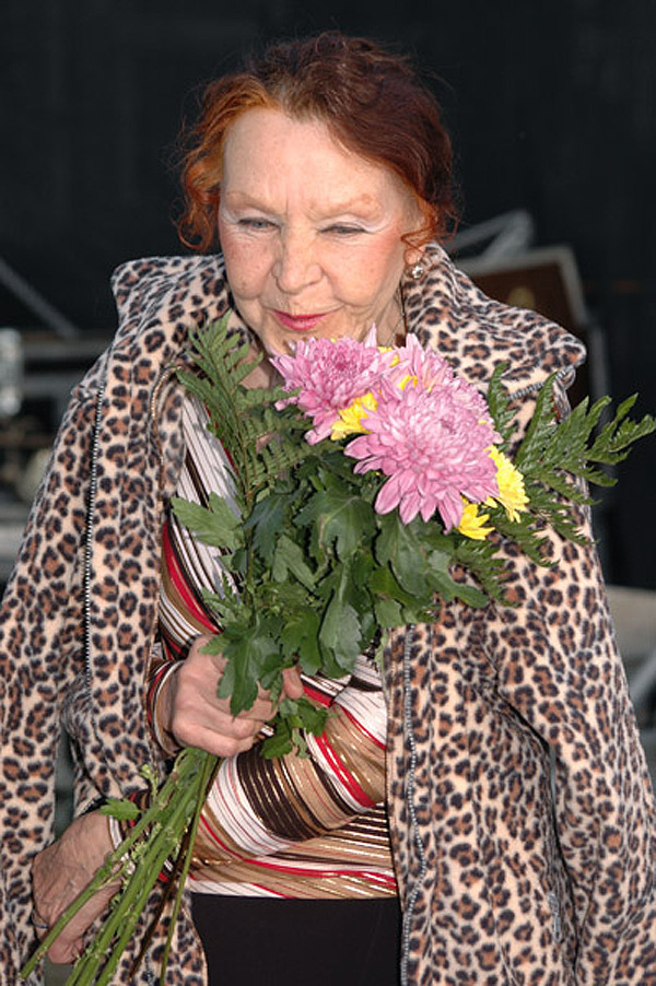 Нина Ургант