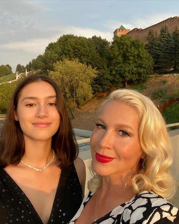 Екатерина Одинцова с 19-летней дочерью Диной