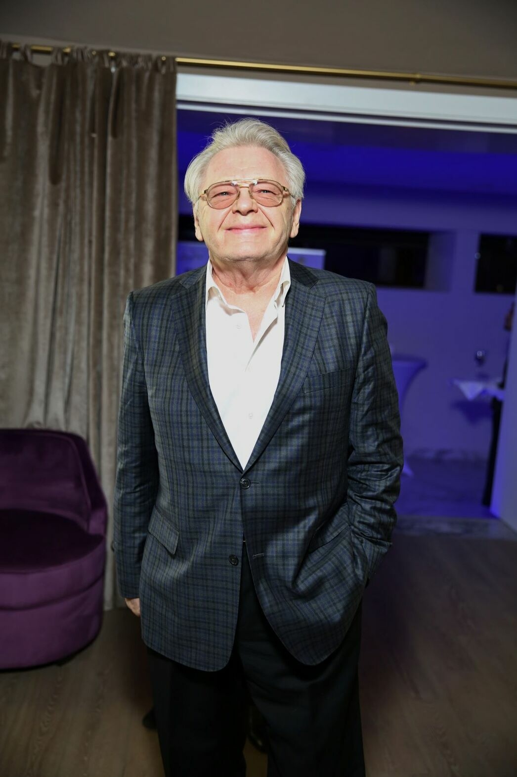 Юрий Антонов