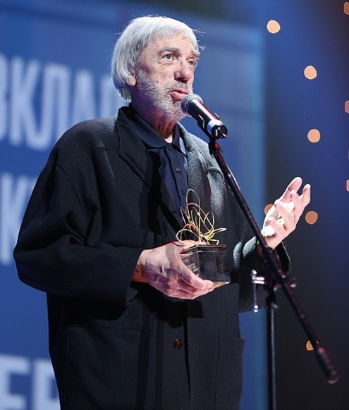 Эдуард Артемьев