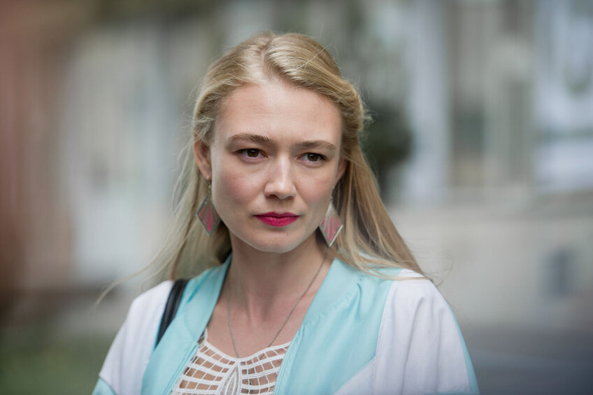 Оксана Акиньшина выложила фото в объятиях Данилы Козловского