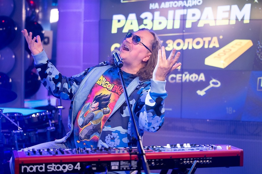 «Буду рад обнять и поцеловать»: Игорь Николаев о встрече с Валерием Леонтьевым