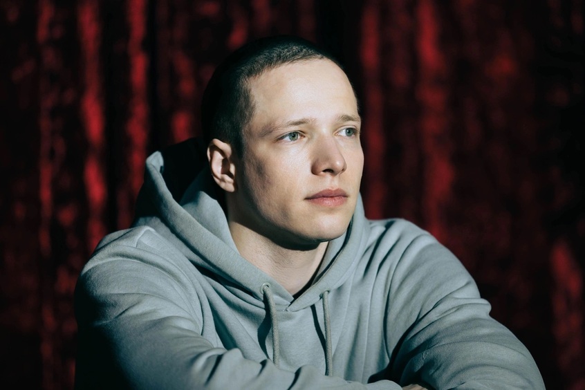 Актер Сергей Городничий, женатый на студентке ВГИКа, заявил, что в его доме всегда «должно пахнуть пирогами»