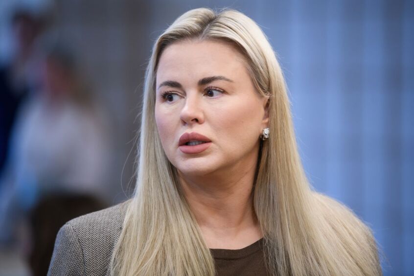 Анна Семенович «перебрала» на отдыхе: звезда пожалела о выпитом накануне