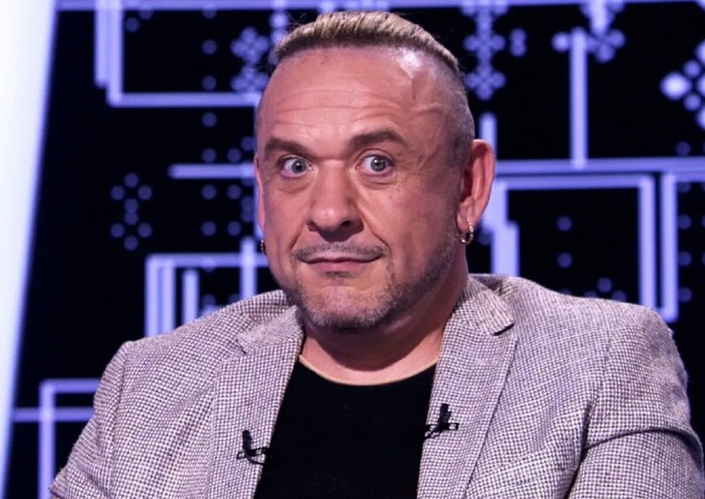 51-летний юморист Александр Морозов шокировал откровением о романе с 18-летней девушкой