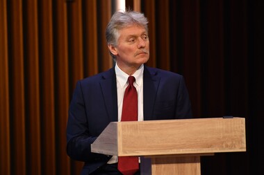 «Искренне поразил этот молодой человек»: Дмитрий Песков — про Влада Бумагу