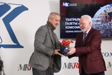 Бенефис Богомолова и овации Майоровой: как прошла театральная премия «Московского комсомольца»