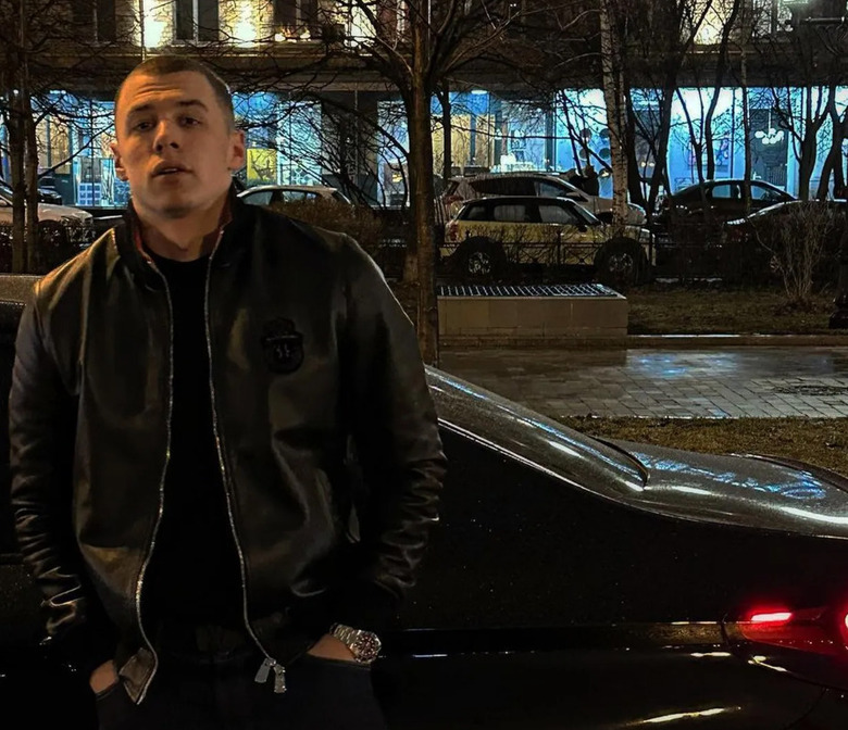 Рэпер Macan попал в число должников ФНС
