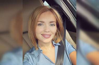 Звезда «Кухни» Ольга Кузьмина показала маленькую дочь: «Первое купание Миры в море»