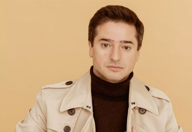 Иван Стебунов рассказал, что в постельных сценах ему не везет с коллегами