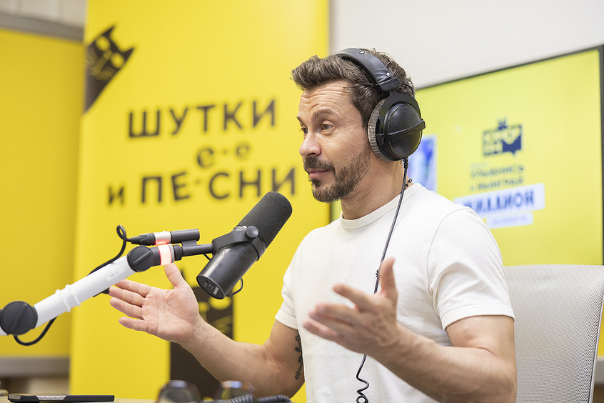 «Думал, это действительно мой друг»: Павел Деревянко рассказал о разводе мошенников