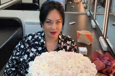 Гузеева отправилась в Ессентуки в компании известного актера: «Мой верный оруженосец»