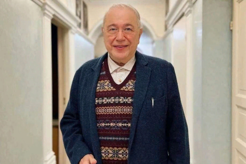 Евгений Петросян