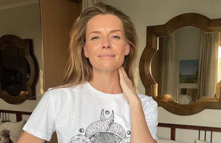 «Бали — это Она или Он?»: Толкалина сверкнула фигурой на Бали
