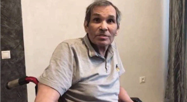 Бари Алибасов