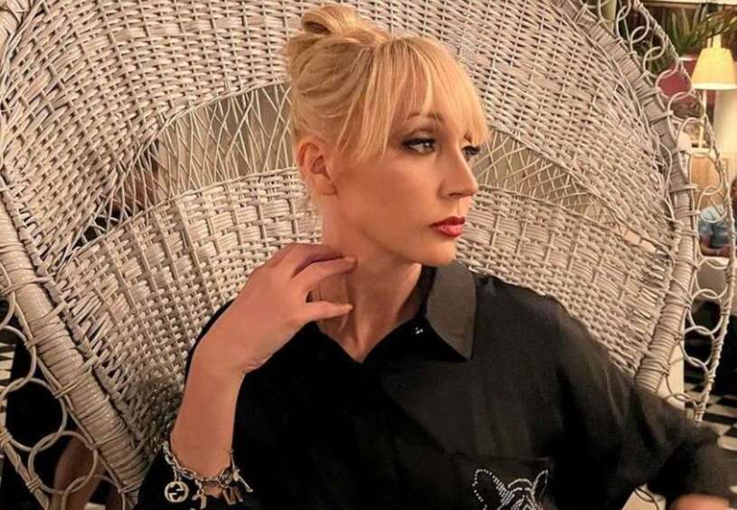 Певица Валерия и Кристина Орбакайте запели на французском