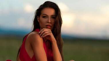 Блогер Лерчек заплатила миллионные долги налоговой