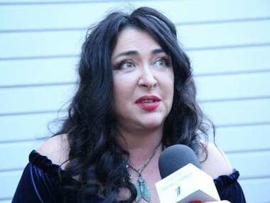 Лолита примерила на себя роль бабушки: «Не надо писать в бассейне»