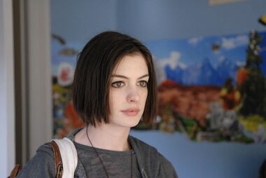 Прическа может испортить образ