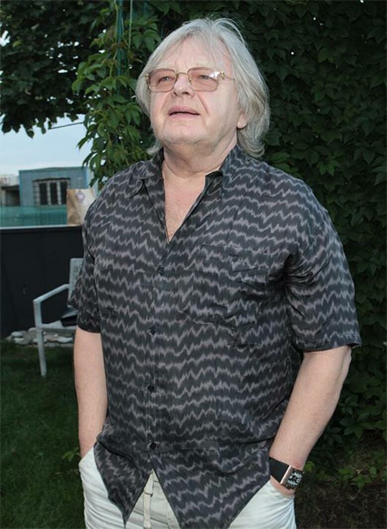 Юрий Антонов