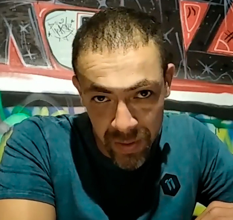 Андрей Лавров