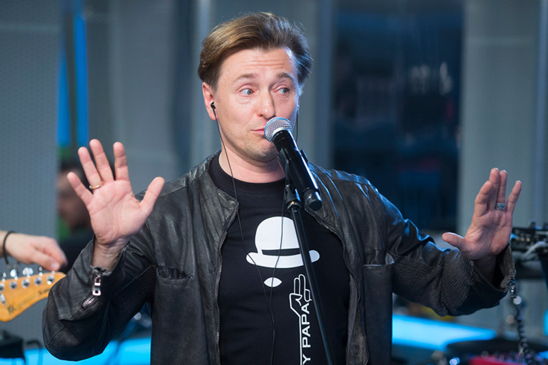 Сергей Безруков признался, что любит, когда на сцене кипят живые страсти