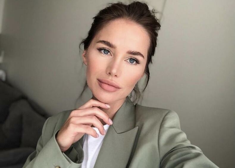 Певица Алекса