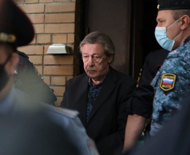 Михаил Ефремов