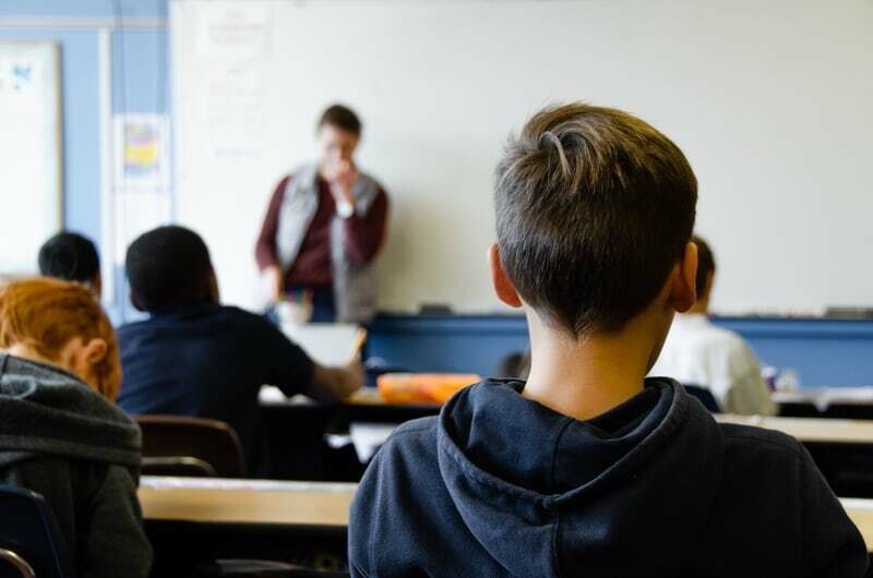Многие дети в начале учебного года чувствуют себя одинокими