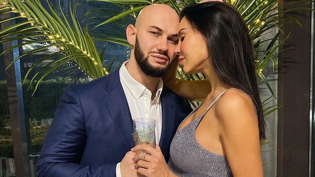 Джиган и Самойлова опубликовали совместное селфи