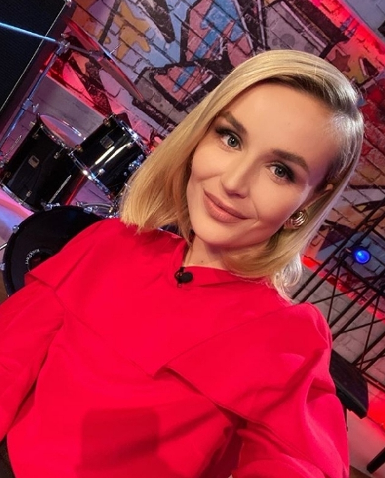 Полина Гагарина