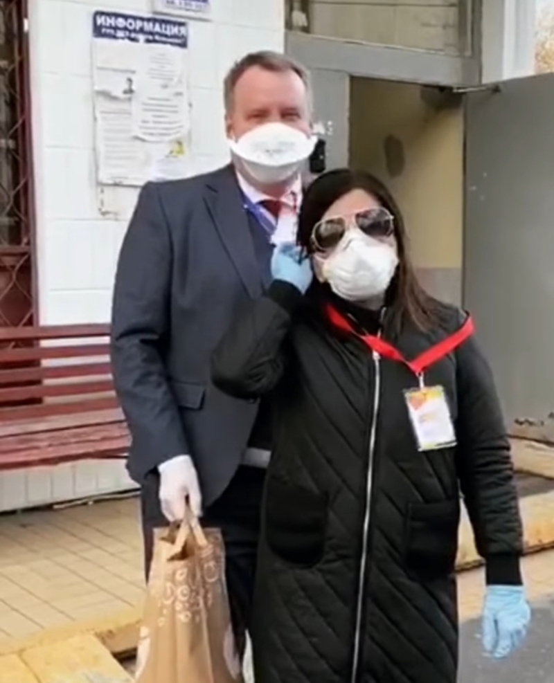 Вот уже несколько недель Диана не видится с мужем, который находится на добровольной самоизоляции