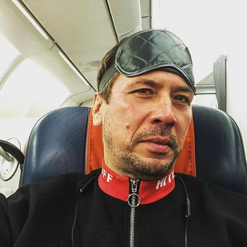 Андрей Мерзликин перед вылетом в Москву обещает закупиться морскими деликатесами