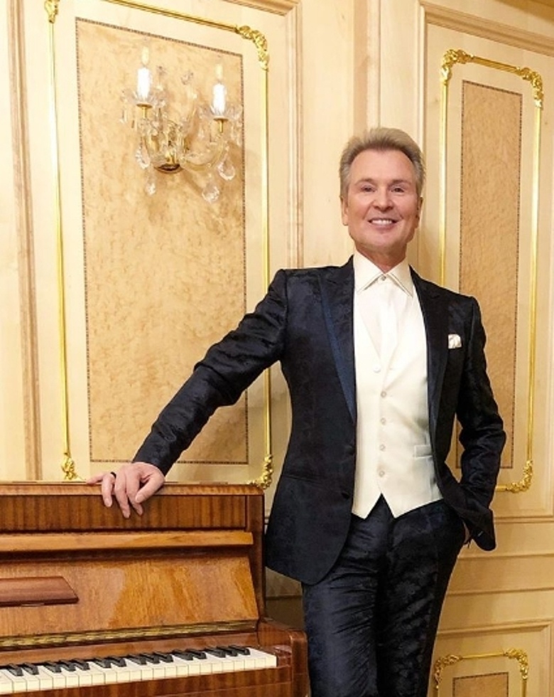 Александр Малинин